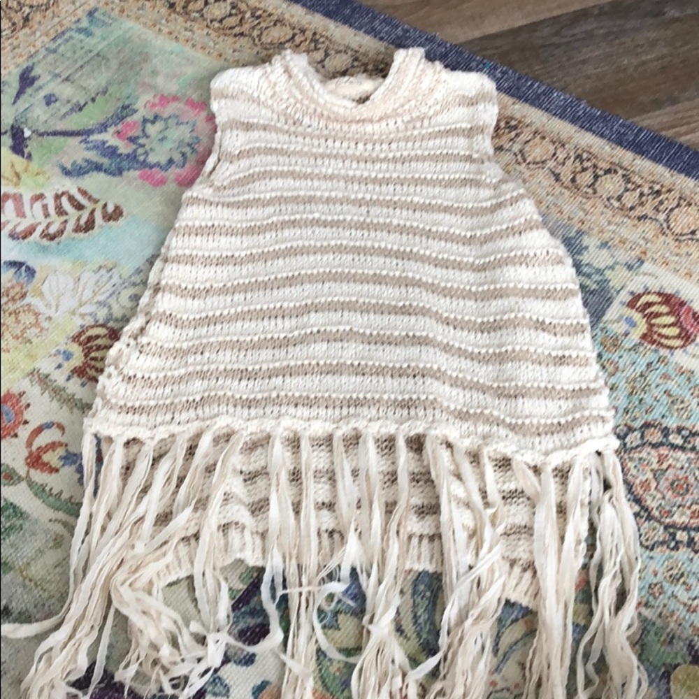 Crochet fringe crop top